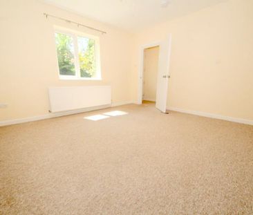 2 bedroom maisonette to rent - Photo 6