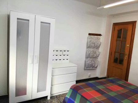 Calle Arquitecto Gasco, Valencia, Valencian Community 46022 - Photo 4