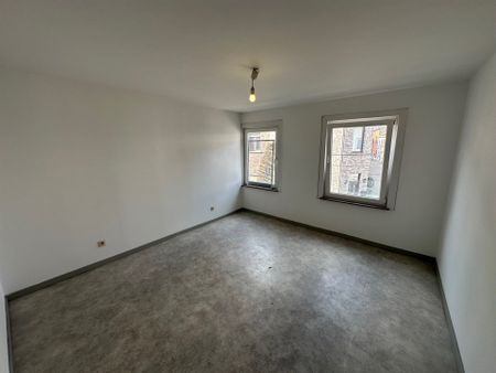 Budgetvriendelijke centrumwoning met 2 slaapkamers - Photo 5