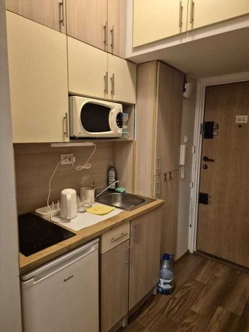 Kawalerka z loggią i widokiem na Warszawę - Zdjęcie 5