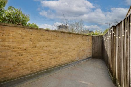 2 Bedroom Apartment To Let - Photo 5