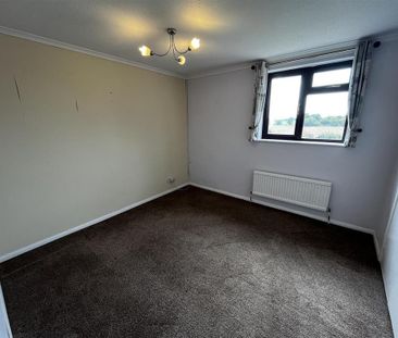 4 bedroom detached house to rent - Photo 5