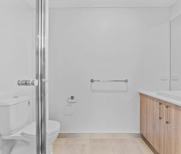 Contemporary Comfort in the Heart of South Morang - Photo 6