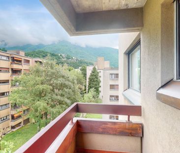 Luminoso 2.5 locali con balcone, piscina e campi da tennis - Foto 6