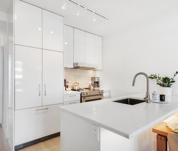 711 14th Street North Vancouver - Photo 2