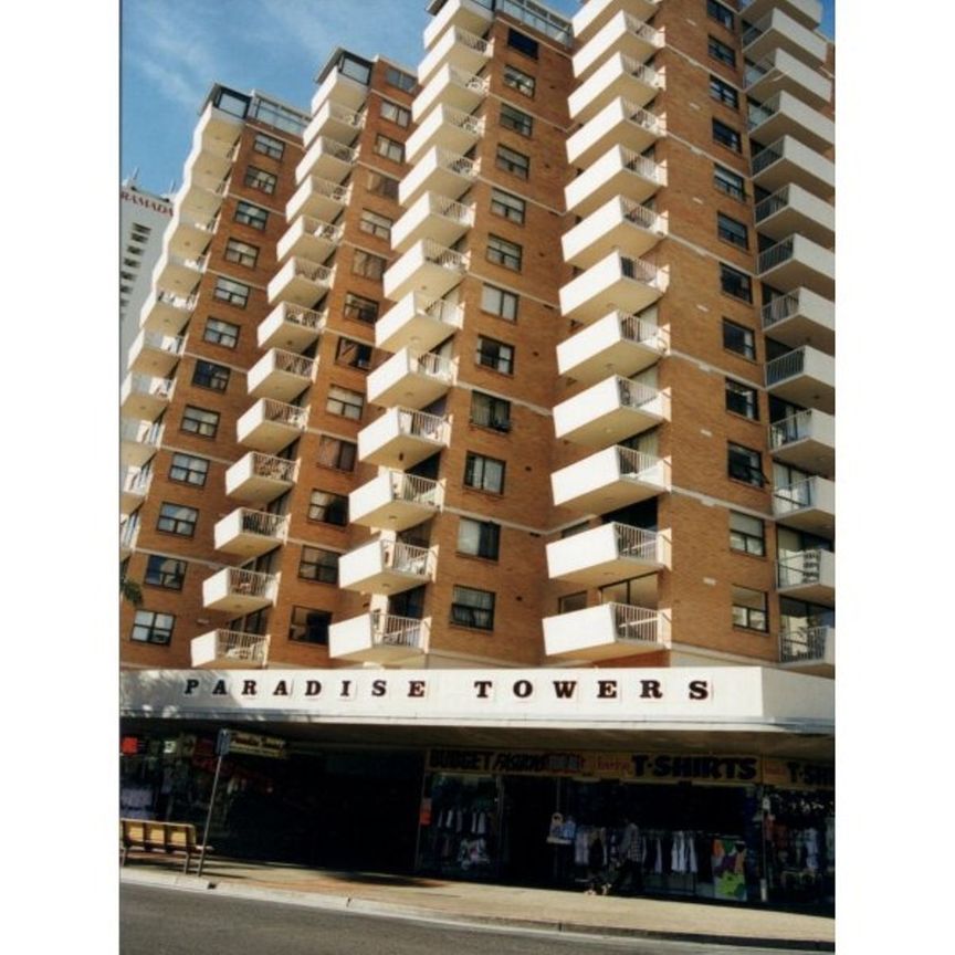 FURNISHED unit in the heart of Surfers Paradise! - Photo 1