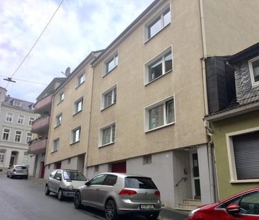 Frisch renovierte 3-Zi.-Whg. mit neuem Tageslichtbad - Photo 4