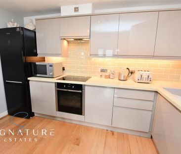 2 bedroom flat to rent - Photo 6