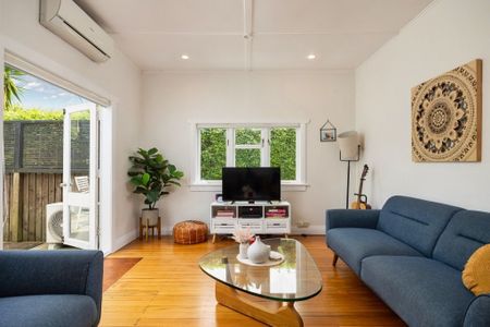 Character - Rich Bungalow - Photo 2