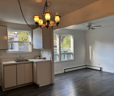Très beau grand 1 1/2, rez de chaussé Limoilou/Maizerets Libre - Photo 2