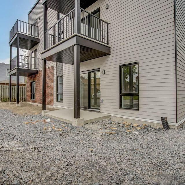 PROMO 1 mois gratuit Alphonse-Desjardins: Électroménagers inclus, Internet inclus ! Récent 3 1/2 - Photo 1