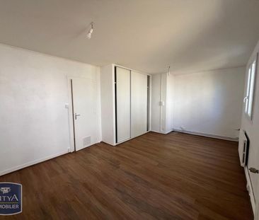 Location Appartement 3 pièces 71m² ANGOULEME 16000 - Photo 3