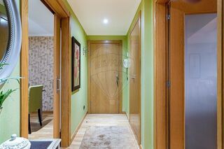 Apartment 2 bedrooms Modern Parque das Nações Lisboa for rent - lots of natural light, furnished, balcony, store room, air conditioning, parking lot, equipped - Photo 1