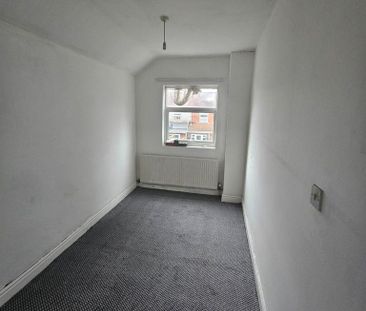 4 bedroom terraced house to rent - Photo 1