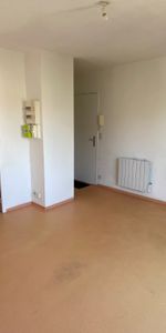 Location Appartement 1 pièce 20m² RODEZ 12000 - Photo 4