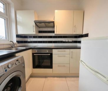 Studio to rent - Photo 4