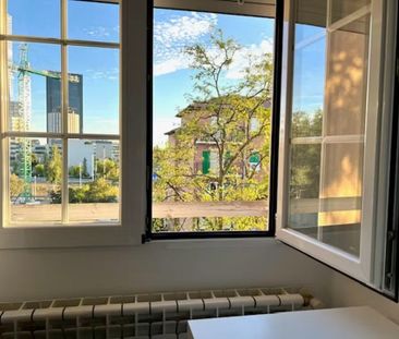 Calle de Isidro Fernández, Madrid, Community of Madrid 28034 - Photo 2