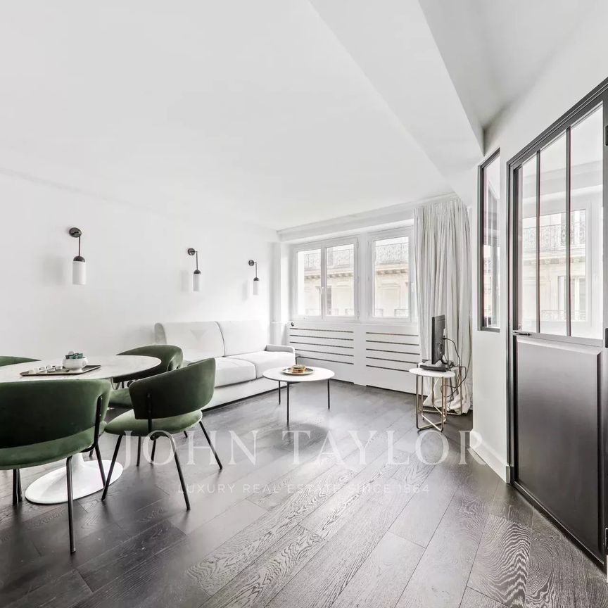 Appartement à louer Paris 8Ème - Madeleine, Paris Rive Droite, France3 000 EUR / Mois - Photo 1