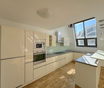 Klimatisierte DG-Maisonette mit Terrasse - Photo 6