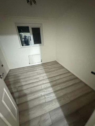 3 bedroom detached house to rent - Photo 5