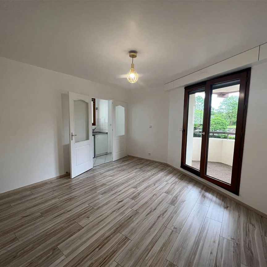 Location appartement 1 pièce - 25m² à Laval (53000) - Photo 1