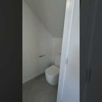 Move-In Ready! Brand New North-Facing 4 Bed, 2... - Photo 4