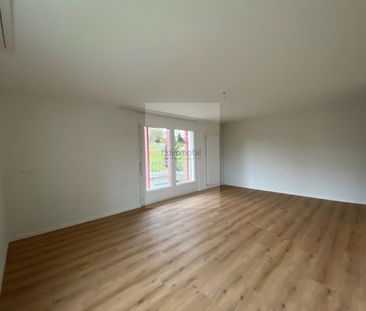 For rent, AVS/AI, 2.5 rooms renovated, Albert-Monard 4, La Chaux-de... - Photo 5