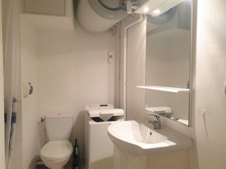 NIMES CENTRE VILLE GAMBETTA - Location Meublée T3 45 m2 RDC, - Photo 3