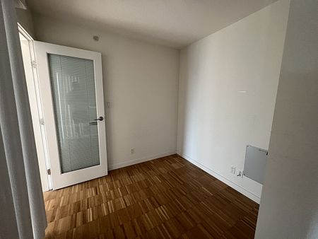 2 Bedroom - Photo 5