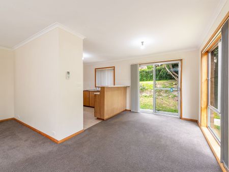 33 Diamond Drive, Blackmans Bay, TAS 7052 - Photo 5