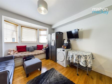 1 bedroom apartment to rent - Photo 2