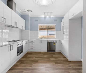 95 Palm Avenue, - Photo 2