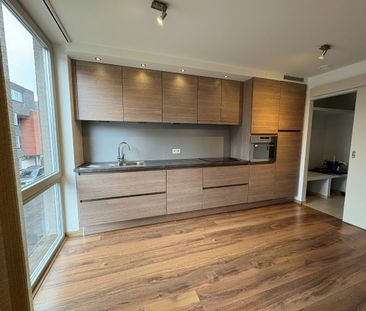 Instapklaar appartement met toplocatie in centrum Diepenbeek - Photo 3