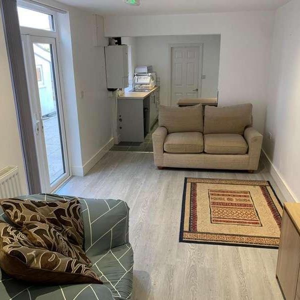 Walthall Street, Crewe, CW2 - Photo 1