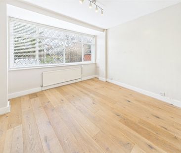 Hospital Bridge Road, Twickenham, TW2 - Photo 2