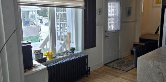 ENQUËTE DE CRÉDIT 6 1/2 Shawinigan-Sud DUPLEX BONS LOCATAIRES PISCINE CREUSÉE AIR CLIMATISÉ ASPIRATEUR CENTRAL NON-FUMEUR POSSIBILITÉ PETIT CHIEN - Photo 2