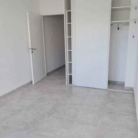 Appartement 3 pièces – 77,77 m² – Saint-Pierre - Photo 3