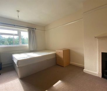 4 bedroom terraced house to rent - Photo 1