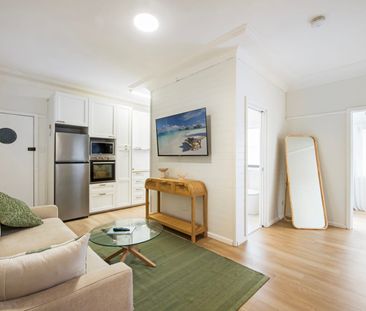 Coastal Living on Marine Parade – 6 Month Opportunity - Photo 3