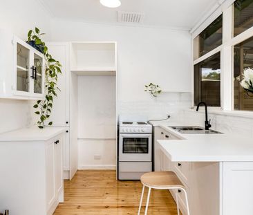 One bedroom unit in Linden Park - Photo 4