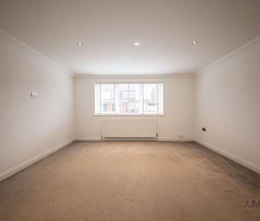 5 bedroom semi-detached house to rent - Photo 3