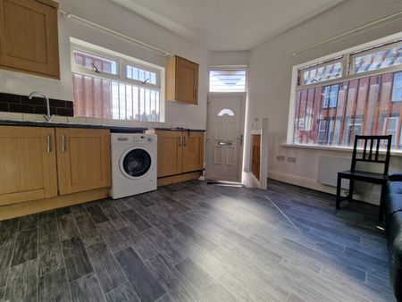 Burley Lodge Road, Leeds - Photo 4