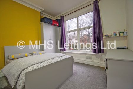 2 Bedroom Ground Floor Flat for rent in Regent Park Avenue - Photo 4