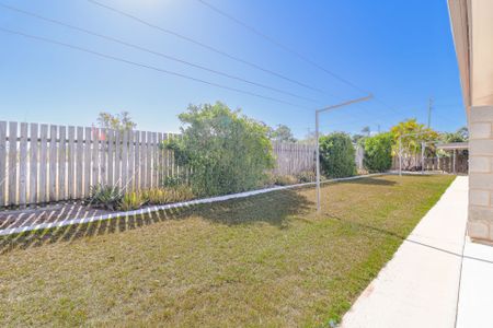 NEAT, TIDY & AIR-CONDITIONED - Photo 4