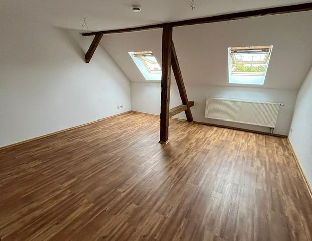 3-Raum-Dachgeschosswohnung - Photo 1