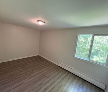 For Lease - 52 Hiawatha Street Unit# 301, St. Thomas, Ontario - Photo 4