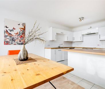 2 bedroom apartment to rent - Photo 6