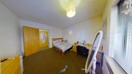 2 bedroom flat to rent - Photo 3