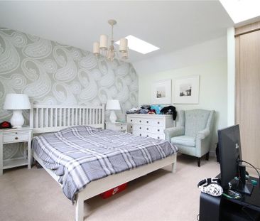 4 bedroom detached house to rent - Photo 4