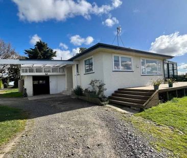 Feilding Country - Three bedroom - Photo 3